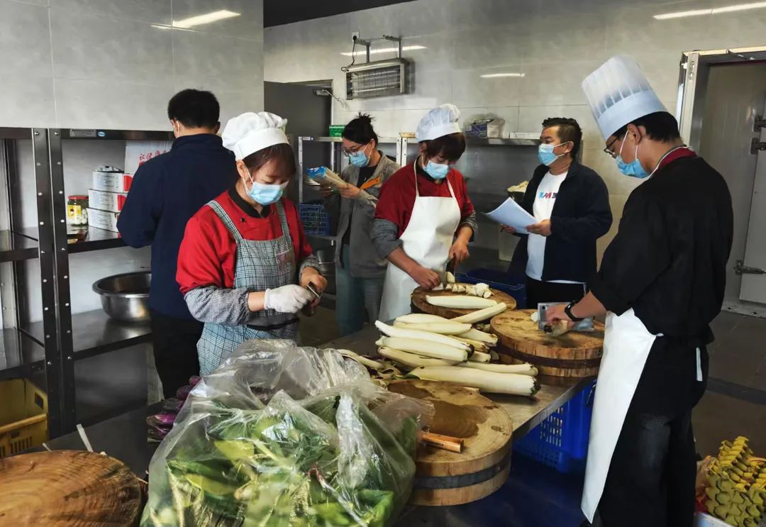 后勤管理部开展职工食堂食品安全专项检查